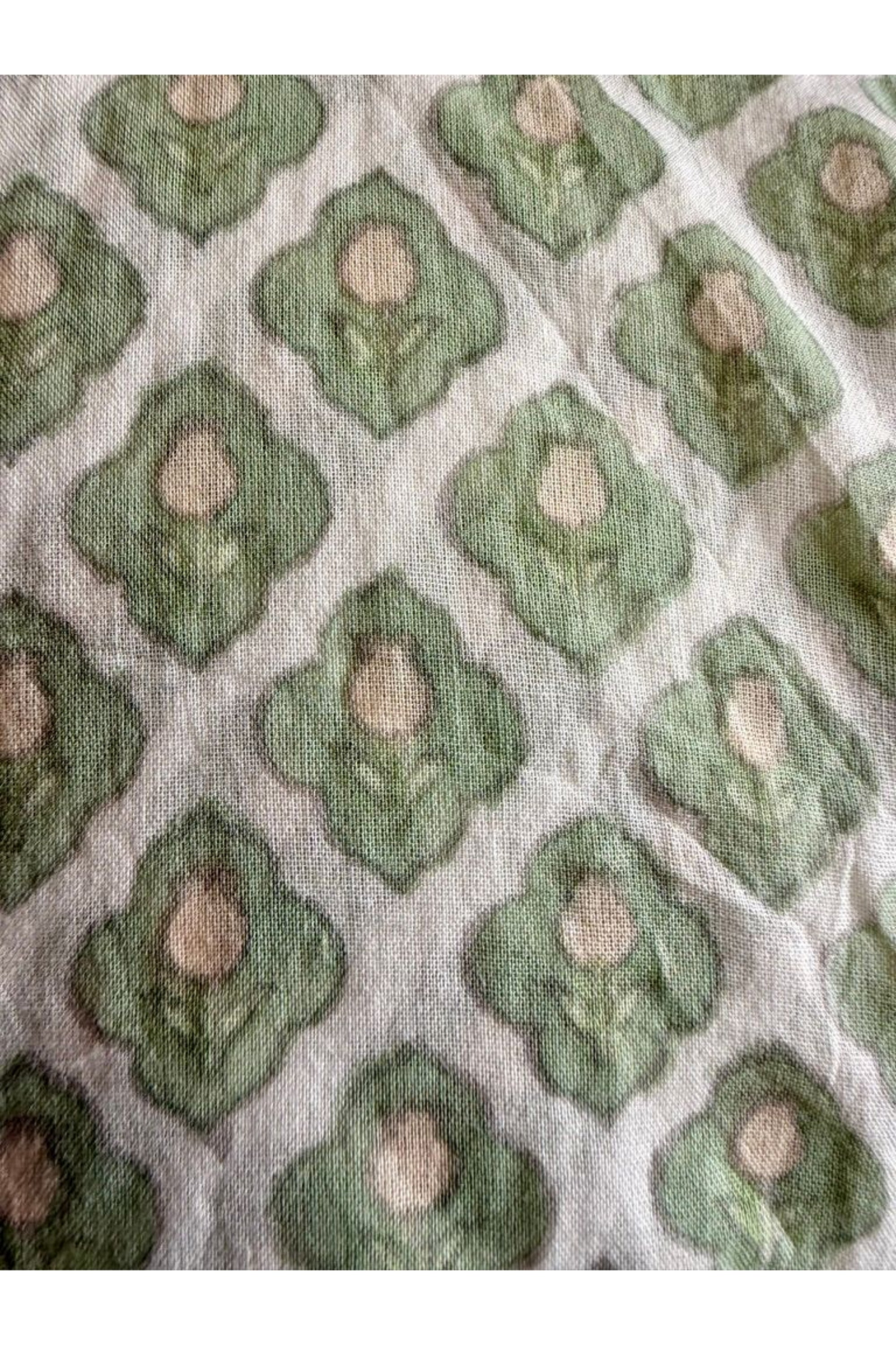 ASTER hand block printed - Soft Pink and Light Green