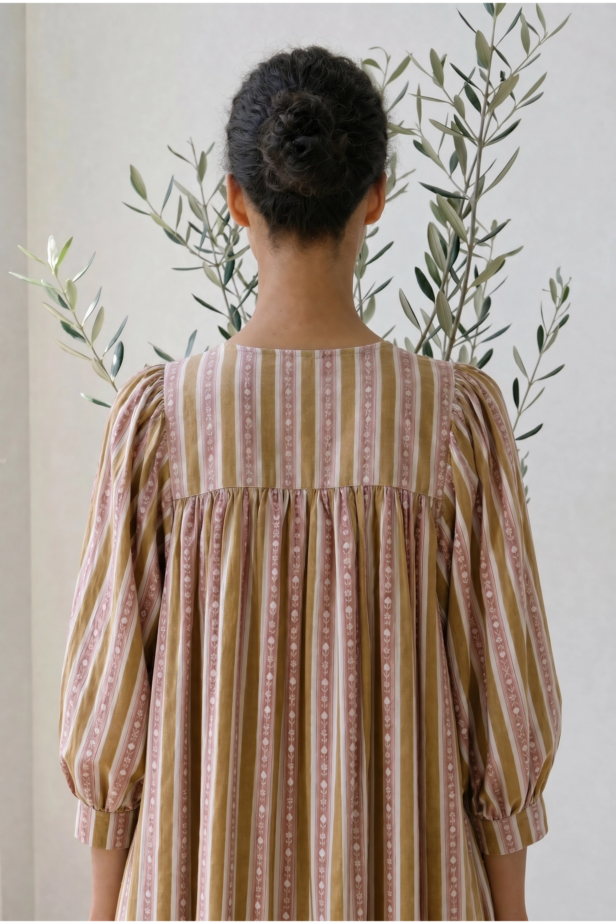 ASTER hand block printed - Soft Pink and Tan
