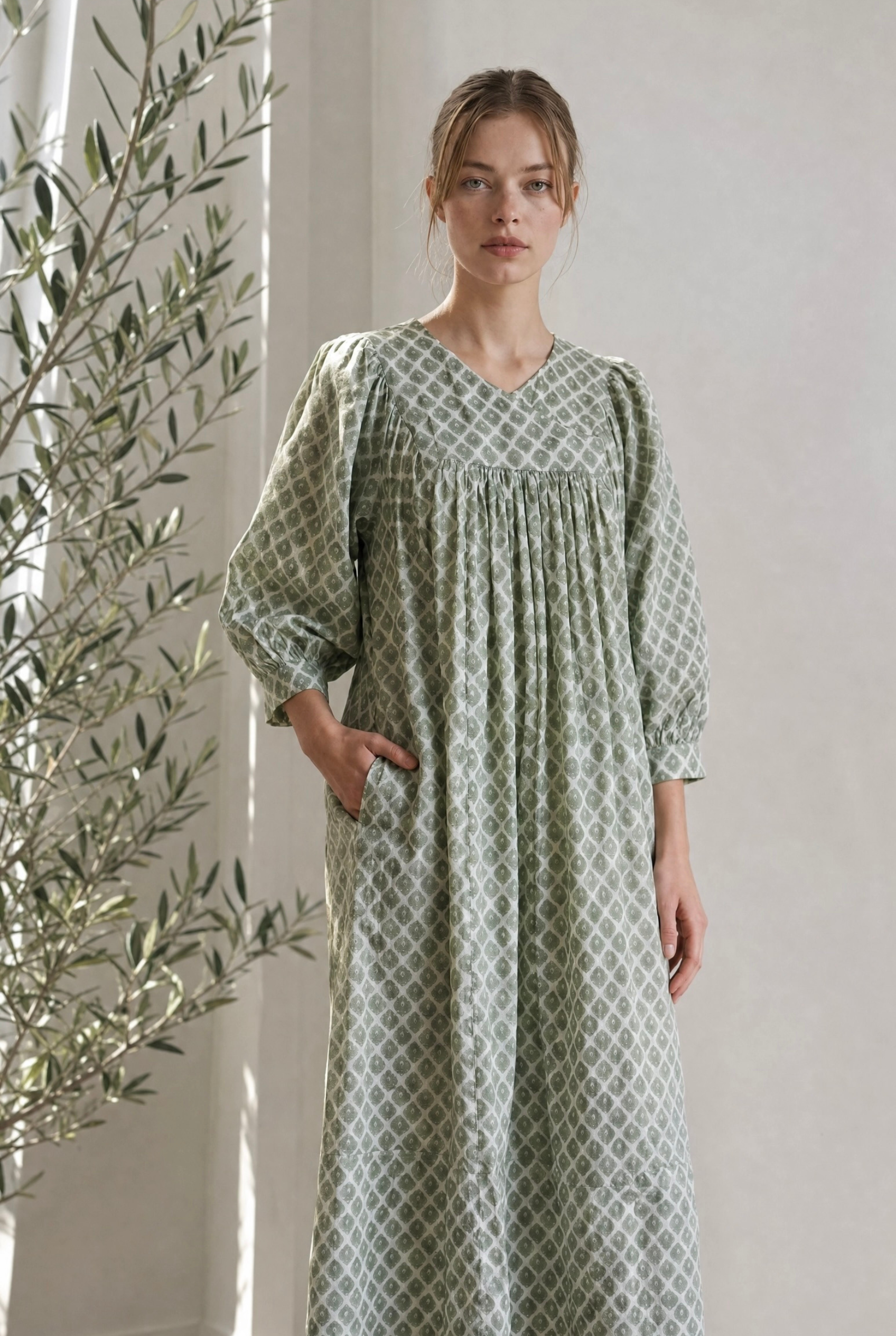 ASTER hand block printed - Soft Pink and Light Green